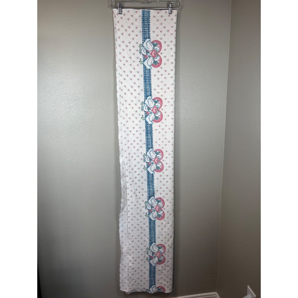 Vintage Goose Tablecloth Cottagecore Grandmacore Floral 64X50 White